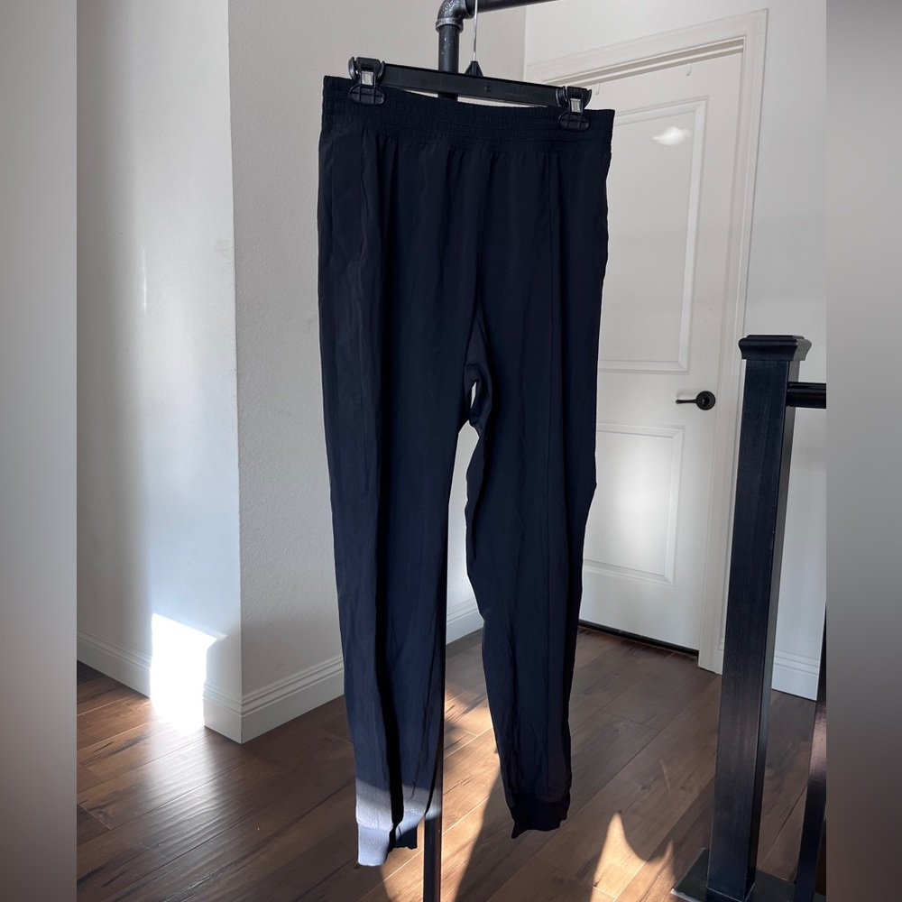 Black leggings